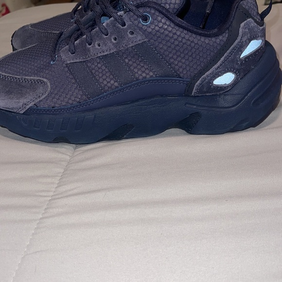 Brand new navy blue Adidas ZX22 BOOST - Picture 4 of 8